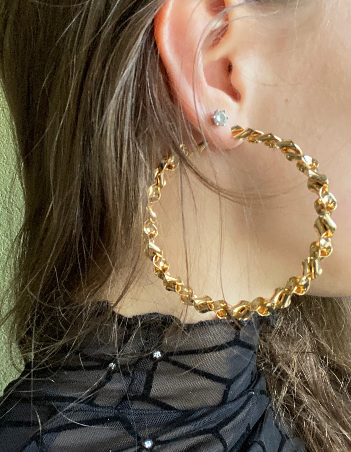 Hoop earrings gold